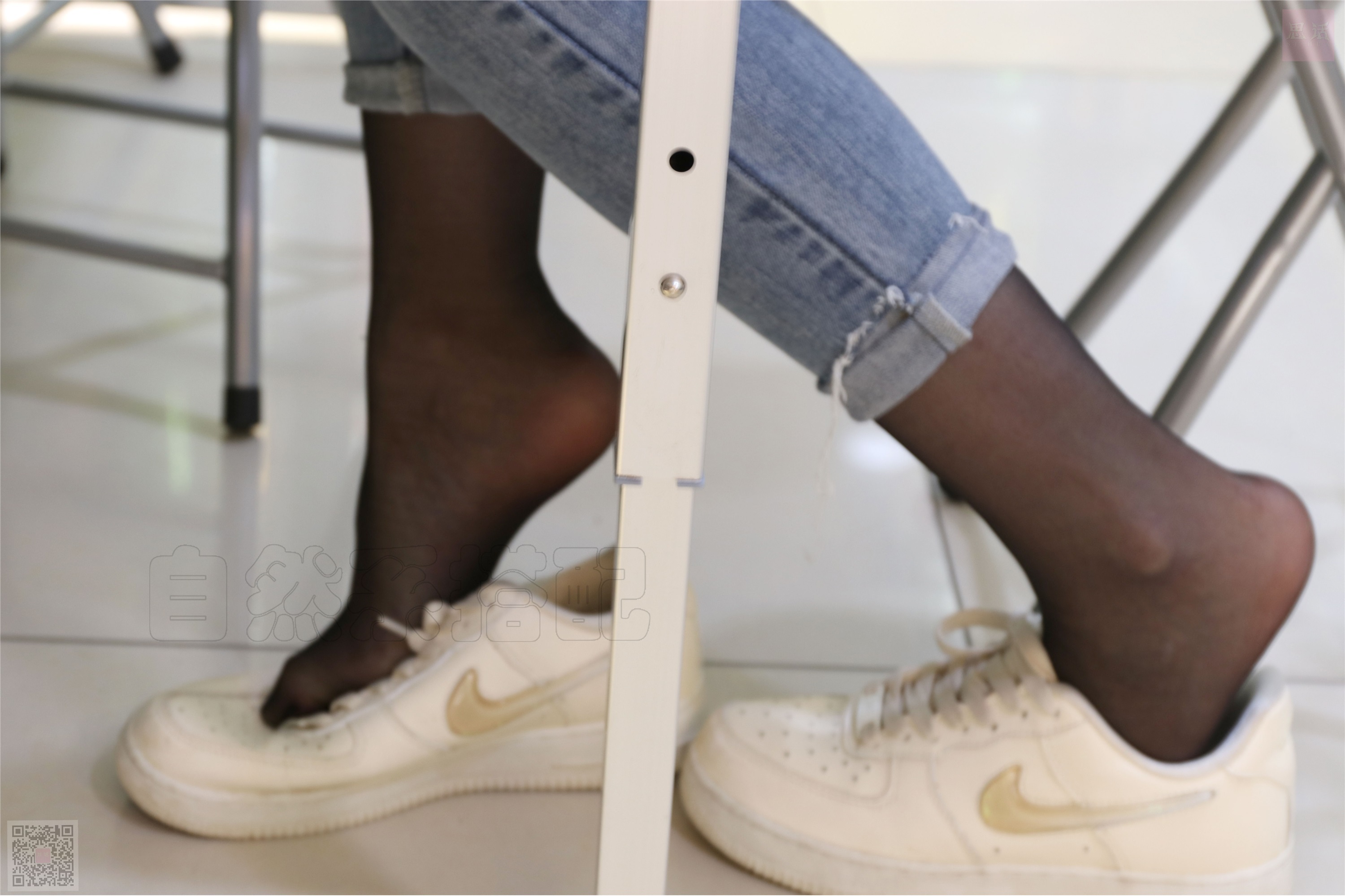 SiHua思话  SH026 露露 人群里的裤里斯